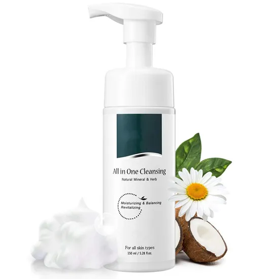 Natural Ingredients Deep Cleansing Dry & Sensitive Skin Foam Facial Cleanser 